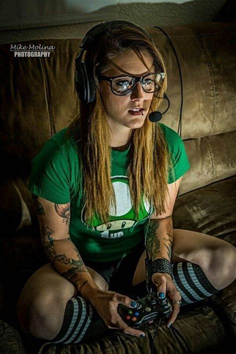 Nerdy gamer girl is an ORGASM MACHINE